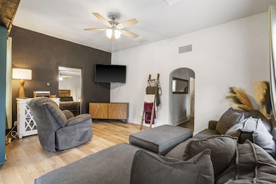 1226 E Scott St, Springfield, MO 65802 - photo 6