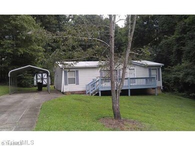 153 Bentbrook Rd, Statesville, NC 28677 - photo 2