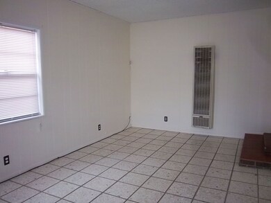 615 Boyce Ave, Alamogordo, NM 88310 - photo 5