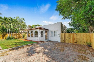 004-733ColonialRd-WestPalmBeach-FL-small