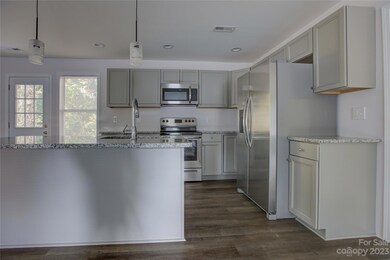 1314 Harris St, Statesville, NC 28677 - photo 6