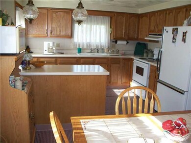 2509 Warren Rd, Indiana, PA 15701 - photo 3
