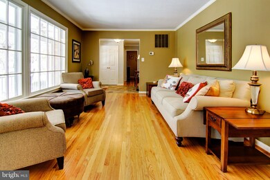 8153 Blandsford Dr, Manassas, VA 20111 - photo 5