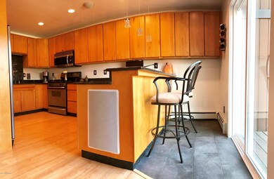 Eat-in Area