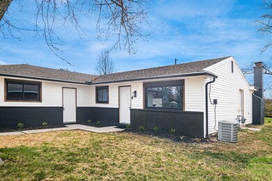 W_5135_Carbondale_Dr-098