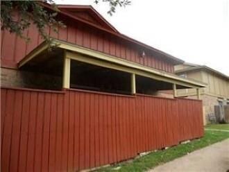 View of side of home