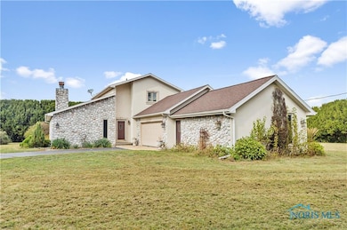 19330 Tuller Rd, Bowling Green, OH 43402 - photo 4