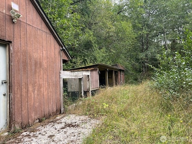 8822 Sherman Valley Rd SW, Olympia, WA 98512 - photo 7