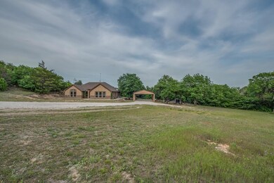 209 High Country Ct, Springtown, TX 76082 - photo 4