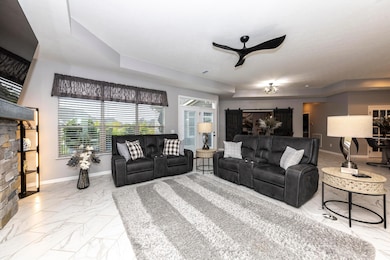 3_photo-6710-trinity-mist-way