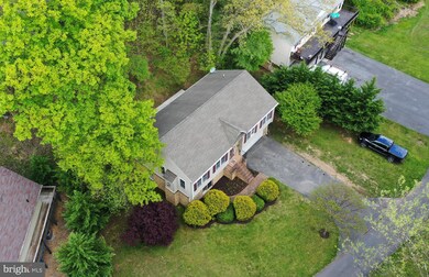 1125 Lakeview Dr, Cross Junction, VA 22625 - photo 7