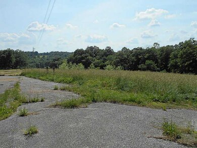 8015 W John Garrison Rd, Fayetteville, AR 72704 - photo 3