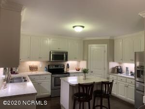 3132 Chesswood Ln, Winterville, NC 28590 - photo 7