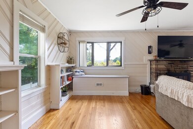 36 Hilltop Rd, Billerica, MA 01821 - photo 5