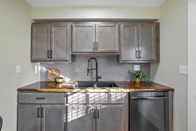 436 E Beechwold Blvd, Columbus, OH 43214 - photo 7