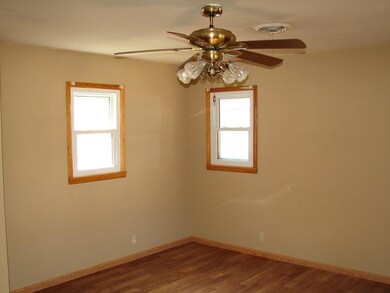 204 W 8th St, Hugoton, KS 67951 - photo 6