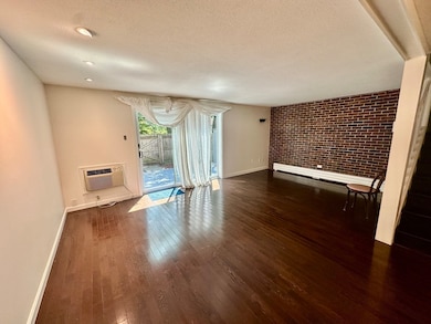 1 Eaton Ct, Amherst, MA 01002 - photo 5
