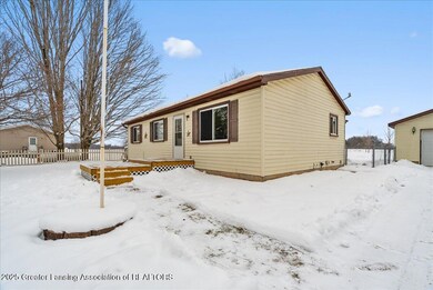 7283 Peck Rd, Eaton Rapids, MI 48827 - photo 4