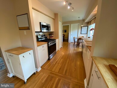 15918 Jerald Rd, Laurel, MD 20707 - photo 6