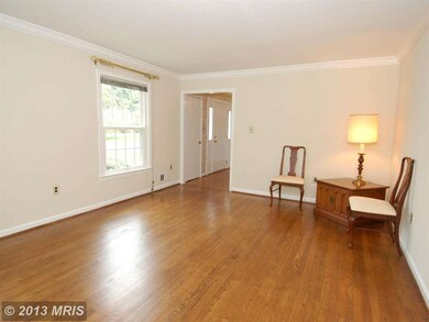 7908 Stirrup Cup Ln, McLean, VA 22102 - photo 2
