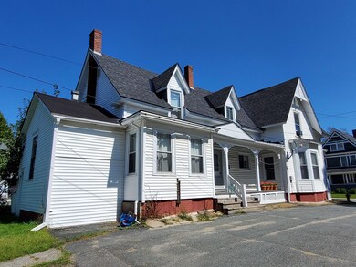 385 Spring St, Saint Johnsbury, VT 05819 - photo 2