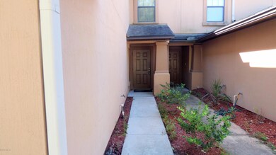 7732 Highchair Ln, Jacksonville, FL 32210 - photo 3