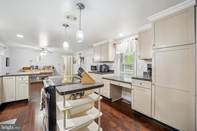 9314 Decatur Rd, Laurel, MD 20723 - photo 7