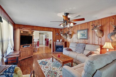 07-6156 James Rd