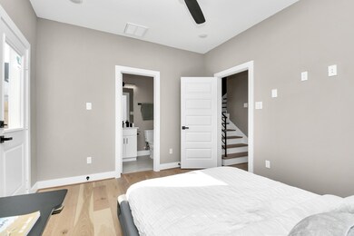 316 Thornton Rd unit D, Houston, TX 77018 - photo 5