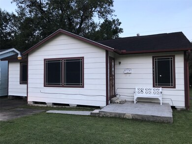 7013 Conley St, Houston, TX 77021 - photo 2