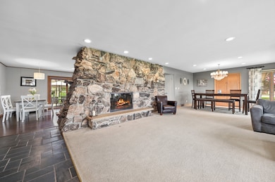 Floor-to-Ceiling, Two-Way FP