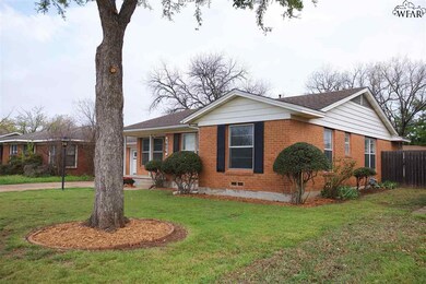 1606 Christine Rd, Wichita Falls, TX 76302 - photo 2