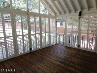 4113 Maple St, Fairfax, VA 22030 - photo 6