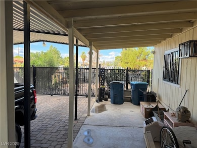 5252 Nevada Ave, Las Vegas, NV 89122 - photo 6