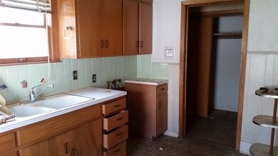 Another view of kitchen
