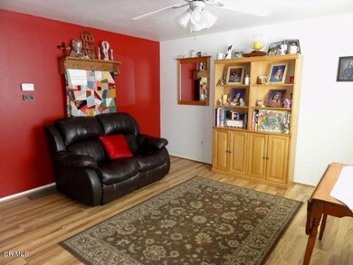 LIVING ROOM 2