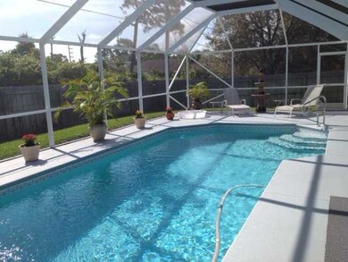 Swimming Pool/Hot Tub/Sauna.