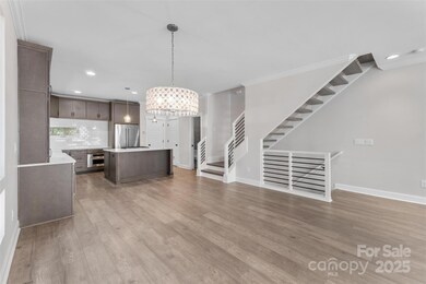 945 Westbrook Dr unit A, Charlotte, NC 28202 - photo 6