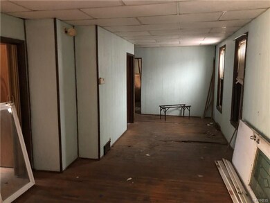 1926 Niagara St, Niagara Falls, NY 14303 - photo 7