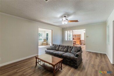 517 Thompson Rd, Troy, TX 76579 - photo 4