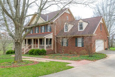 200 Farmbrook Cir, Frankfort, KY 40601 - photo 4