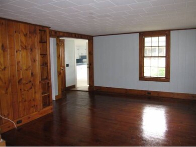 50 Elm St unit C, Milford, NH 03055 - photo 4