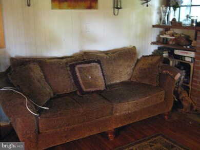 270 Shreiner Rd, Leola, PA 17540 - photo 2