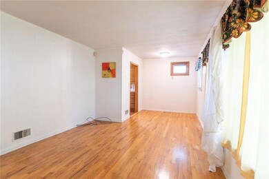 1533 Catasauqua Rd, Bethlehem, PA 18017 - photo 4