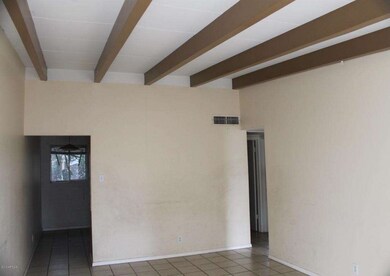 2Bed - Living Room