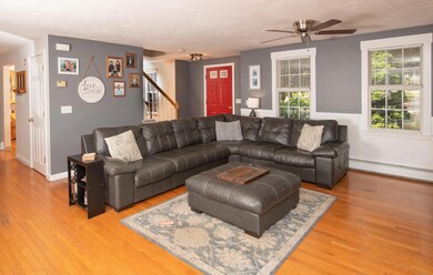 8 Yachtsman Cir, Mashpee, MA 02649 - photo 4