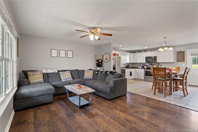 Open floor plan!