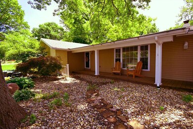 33 Joel Dr, Glen Carbon, IL 62034 - photo 2