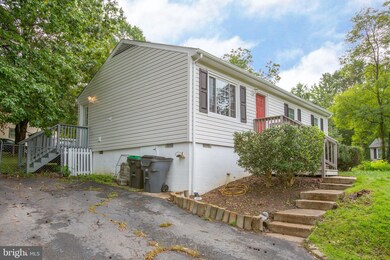 407 Cleveland Ct, Fredericksburg, VA 22407 - photo 5