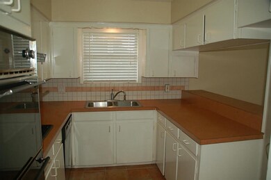 1801 Cypress Dr, Richmond, TX 77469 - photo 4